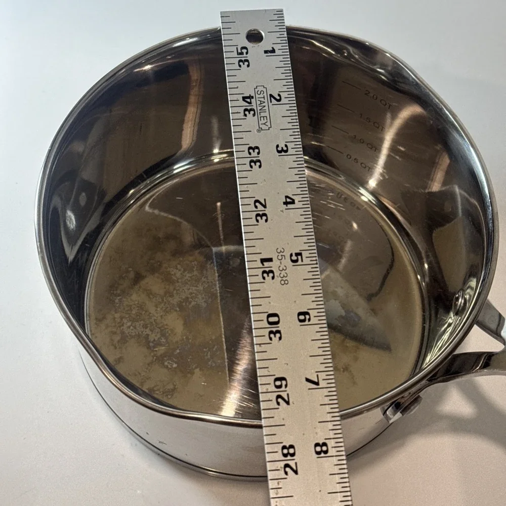 David Burke Gourmet Pro Stature EZ Strain 2.5 qt Saucepan double pour and lid